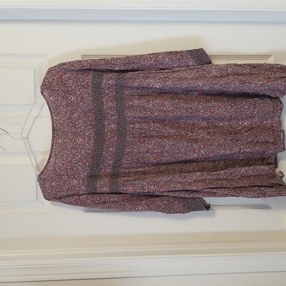 3/4 sleeve top - Picture 2 of 5